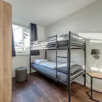 Restyled 2 Bathroom Holidayhome, Sea Within Walking Distance