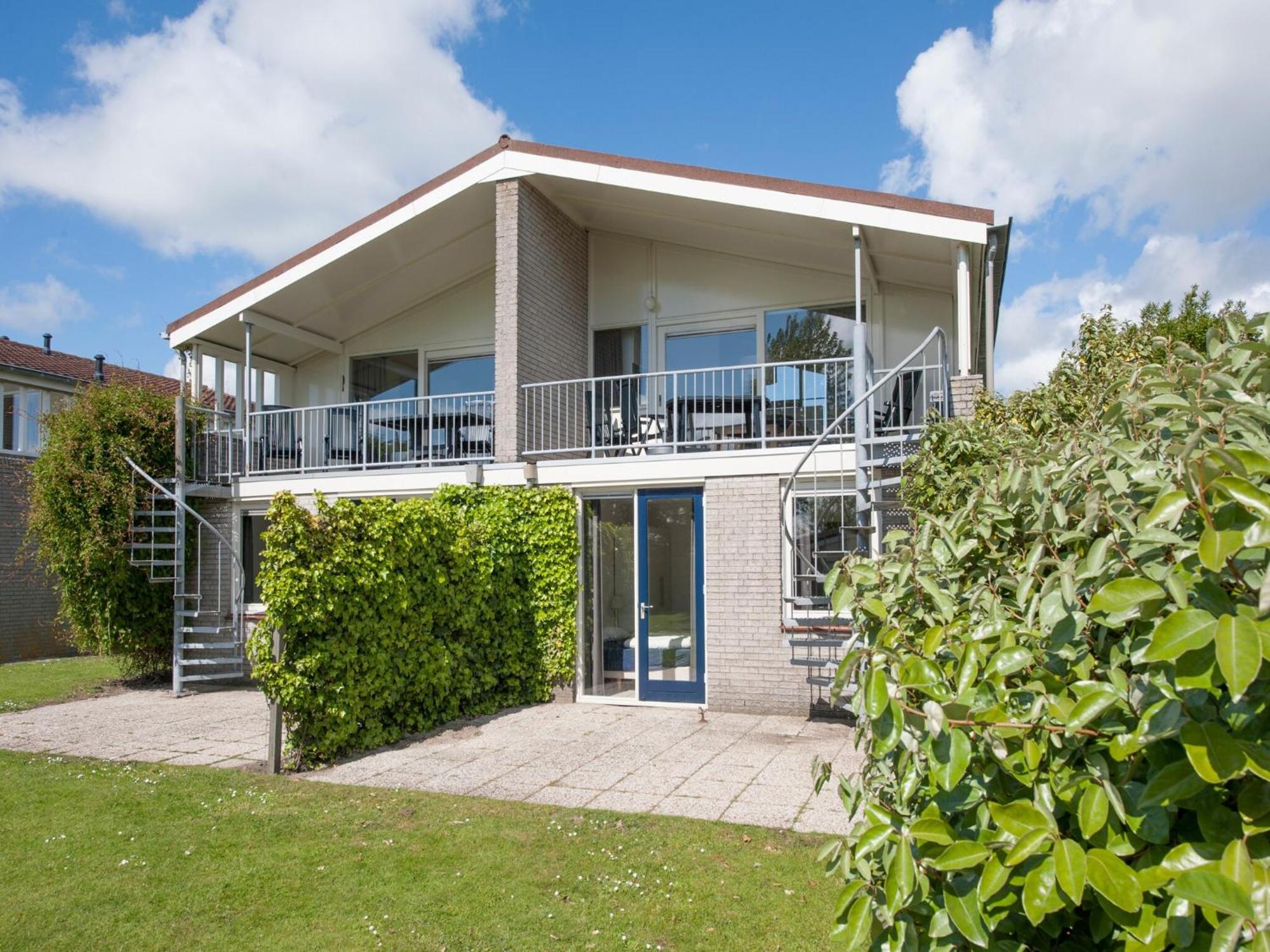 Restyled 2 Bathroom Holidayhome, Sea Within Walking Distance Vakantiehuis *
